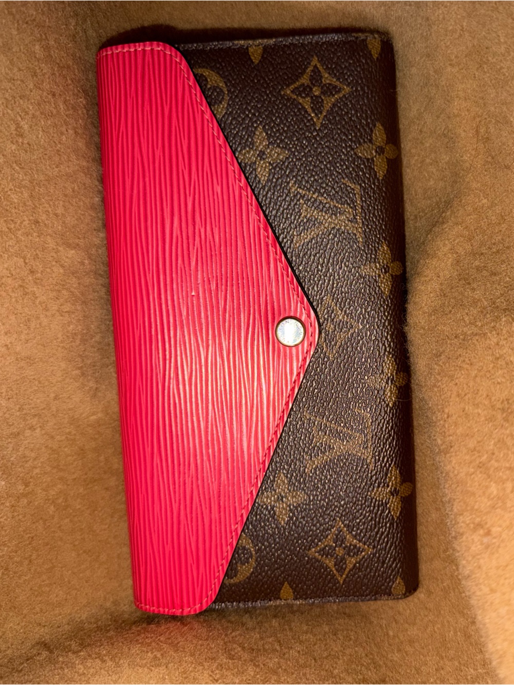 Gorgeous Louis Vuitton Monogram Canvas & Red Epi Leather Continental Long Wallet